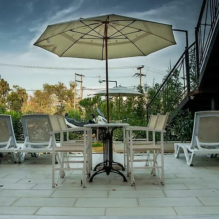 Urban Living City Hostel-Adults Only Guest house *